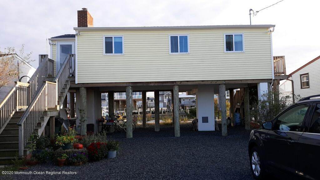 325 Kingfisher Road - Photo 1