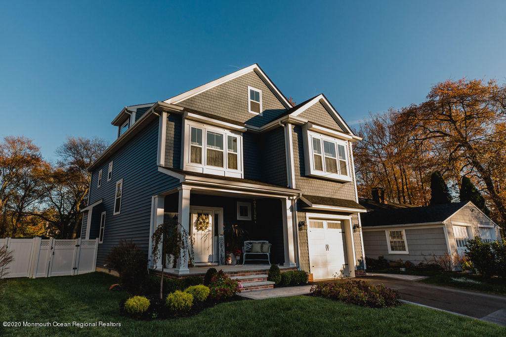 1602 B Pine Tree Way - Photo 1