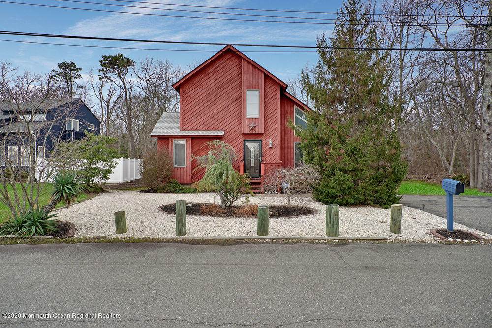 7 Beacon Drive - Photo 1