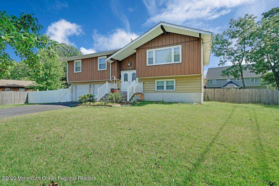 1044 Central Avenue - Photo 1