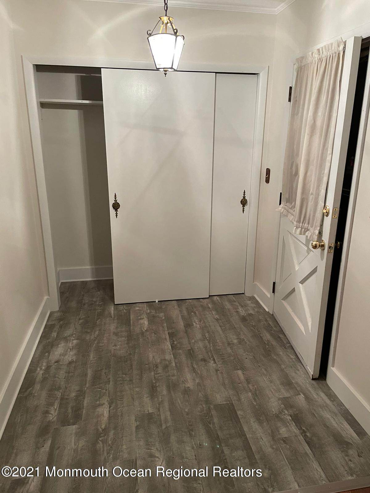 838 Remmos Avenue - Photo 1