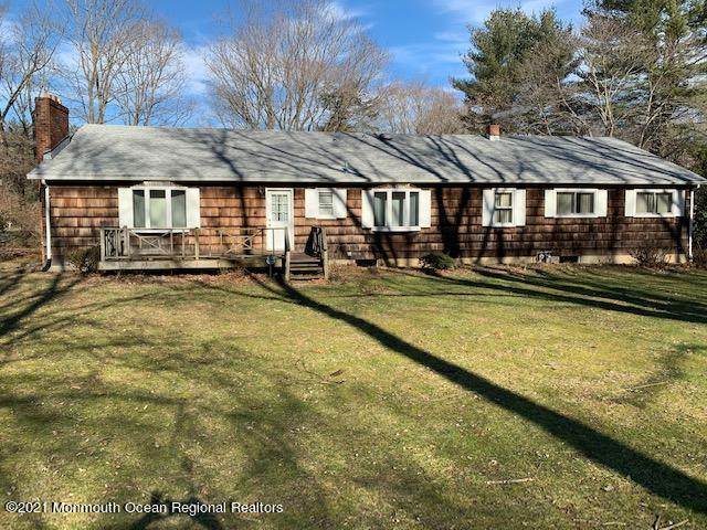 11 Saratoga Drive - Photo 1