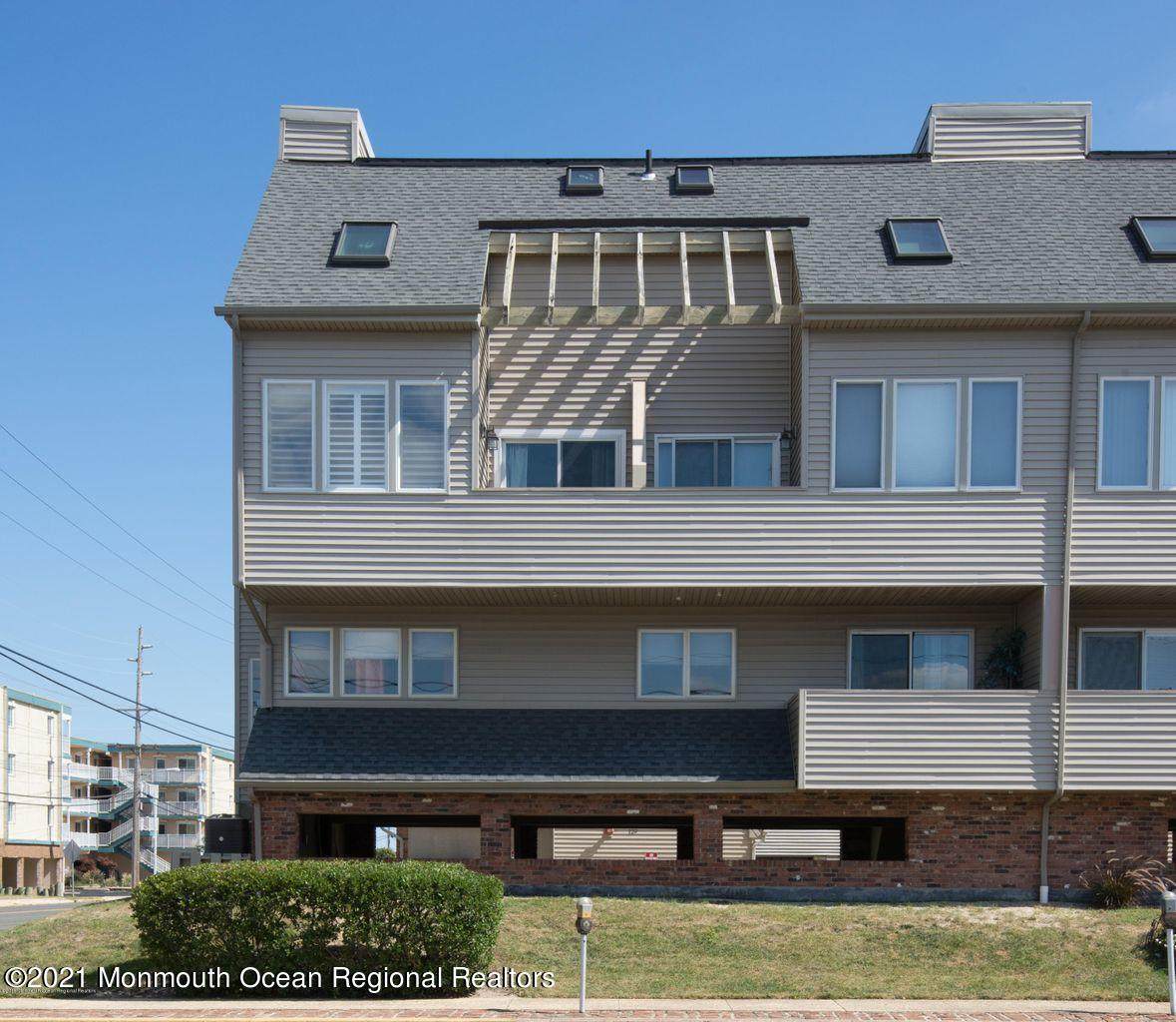131 Hiering Avenue - Photo 1