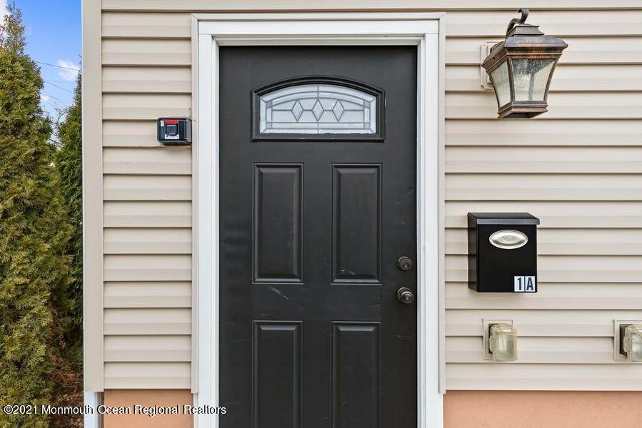 1A Monroe Street - Photo 1