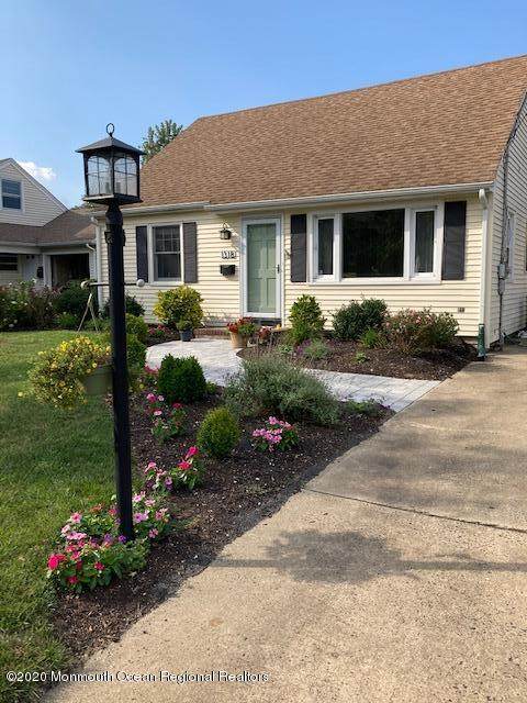 1318 Laurel Avenue - Photo 1