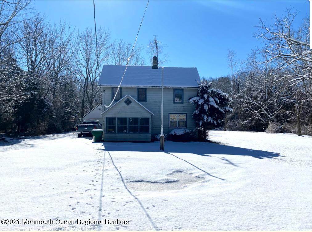 1040 Veterans Highway - Photo 1