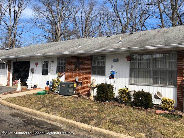 464A Portsmouth Drive - Photo 1