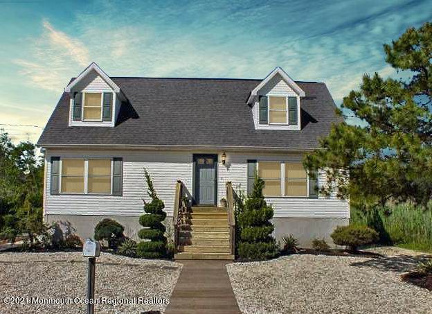 136 Nautical Drive - Photo 1