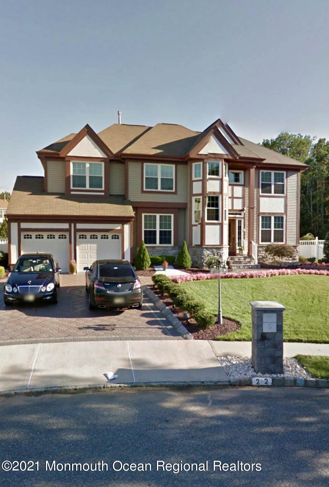 22 Reddington Drive - Photo 1