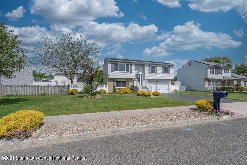 11 Maypink Lane - Photo 1