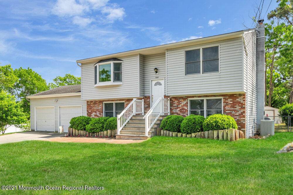 1041 Vessel Lane - Photo 1