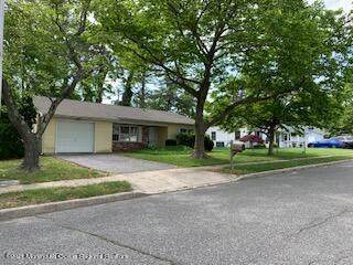 111 Beverly Drive - Photo 1