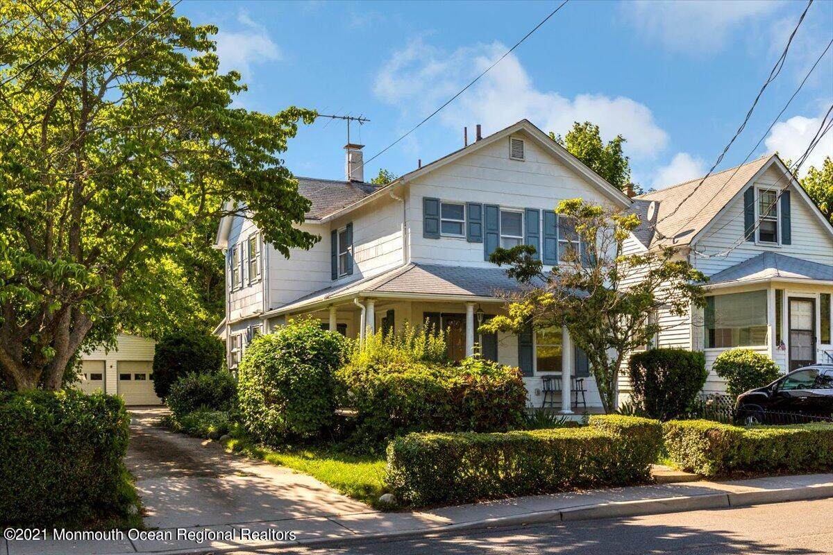 205 Locust Avenue - Photo 1