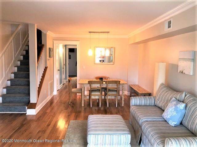 25 Meadow Avenue - Photo 1