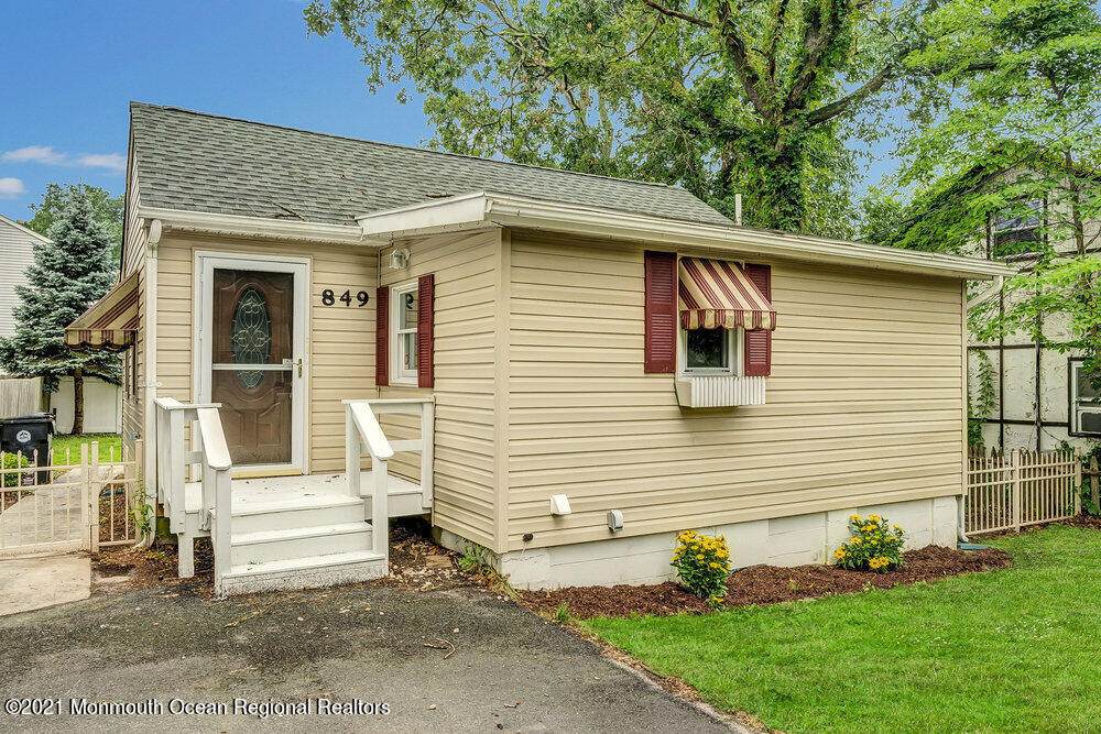 849 Sterling Avenue - Photo 1