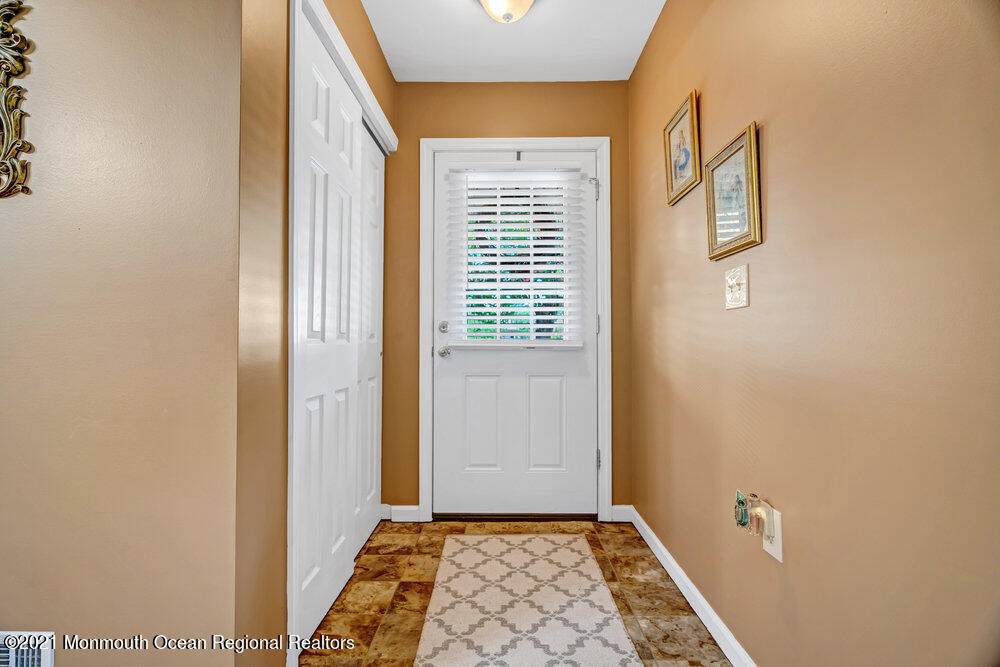 201 Daffodil Drive - Photo 1