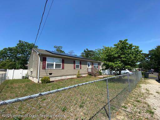 328 Park Street - Photo 1