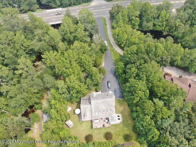 1554 Ridgeway Road - Photo 1