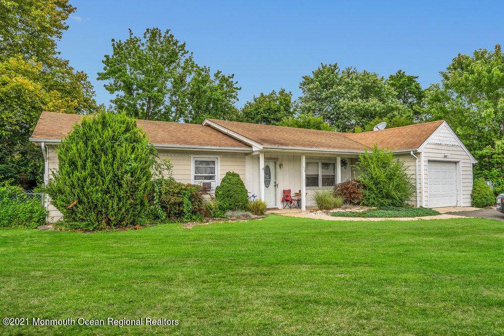 178 Beverly Drive - Photo 1