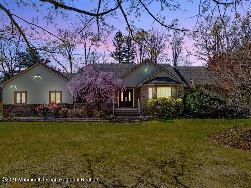 4 Walnut Hollow Lane - Photo 1