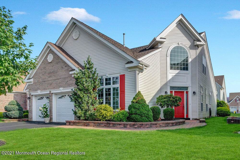 21 Bay Hill Road - Photo 1