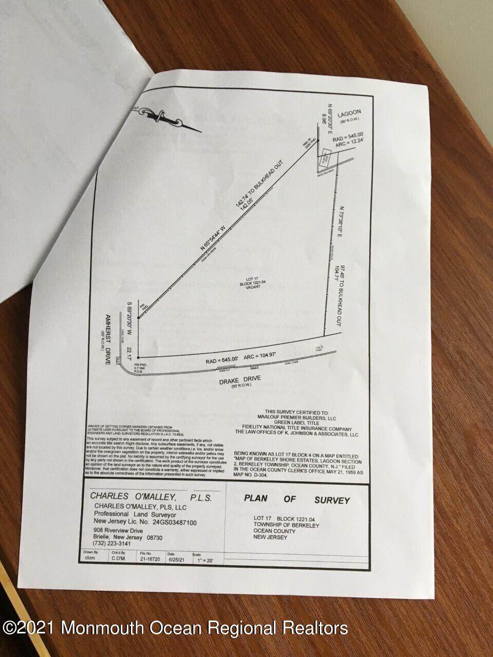 1 Drake Place - Photo 1