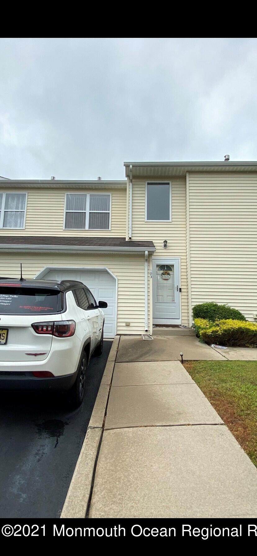 103 Vincent Court - Photo 1