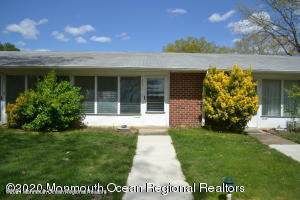 944D Aberdeen Drive - Photo 1