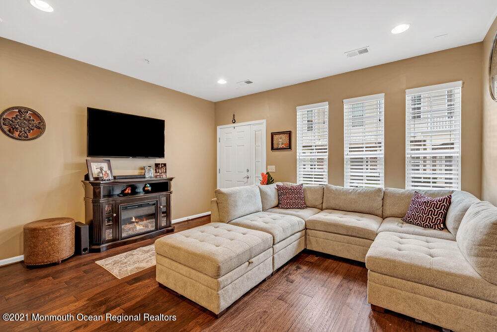 31 Jake Drive - Photo 1