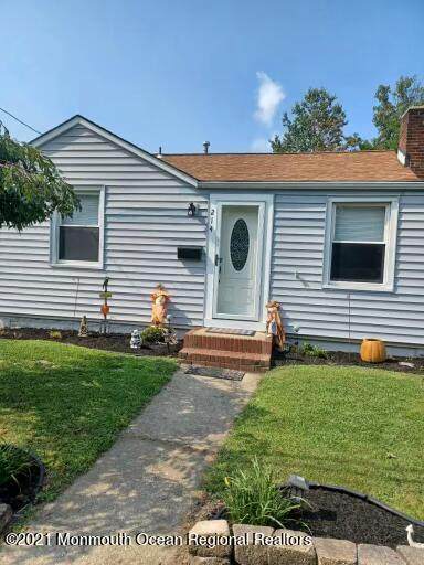 214 Birchwood Drive - Photo 1
