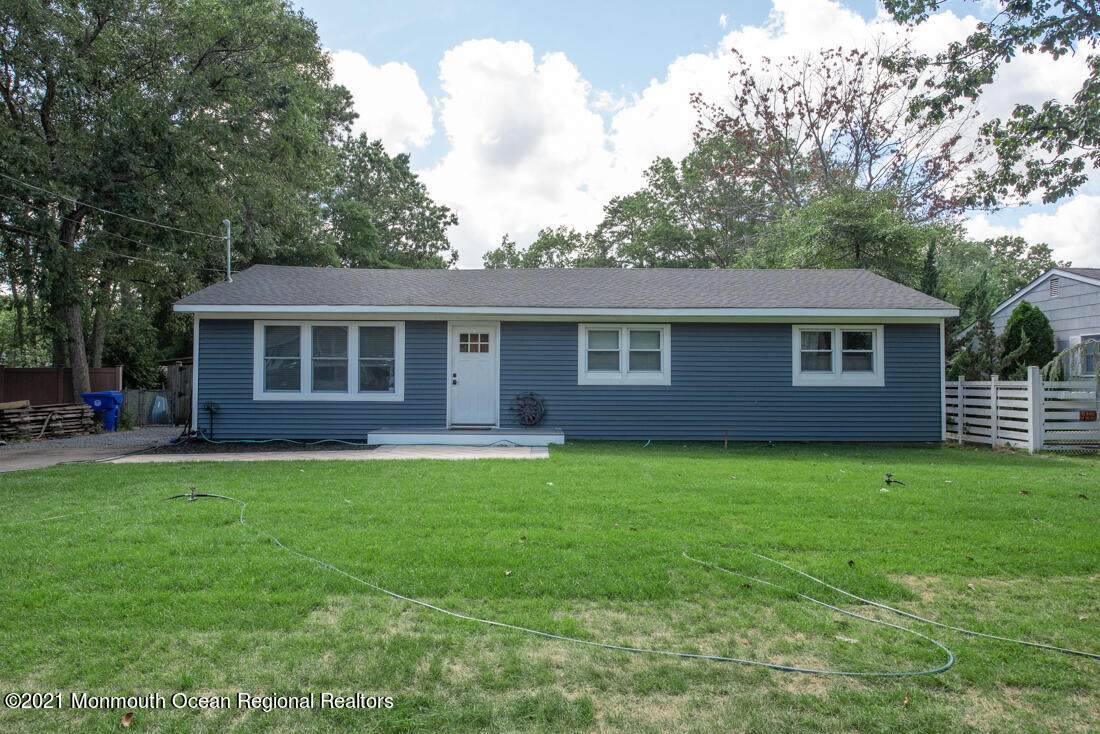 465 Driscol Drive - Photo 1