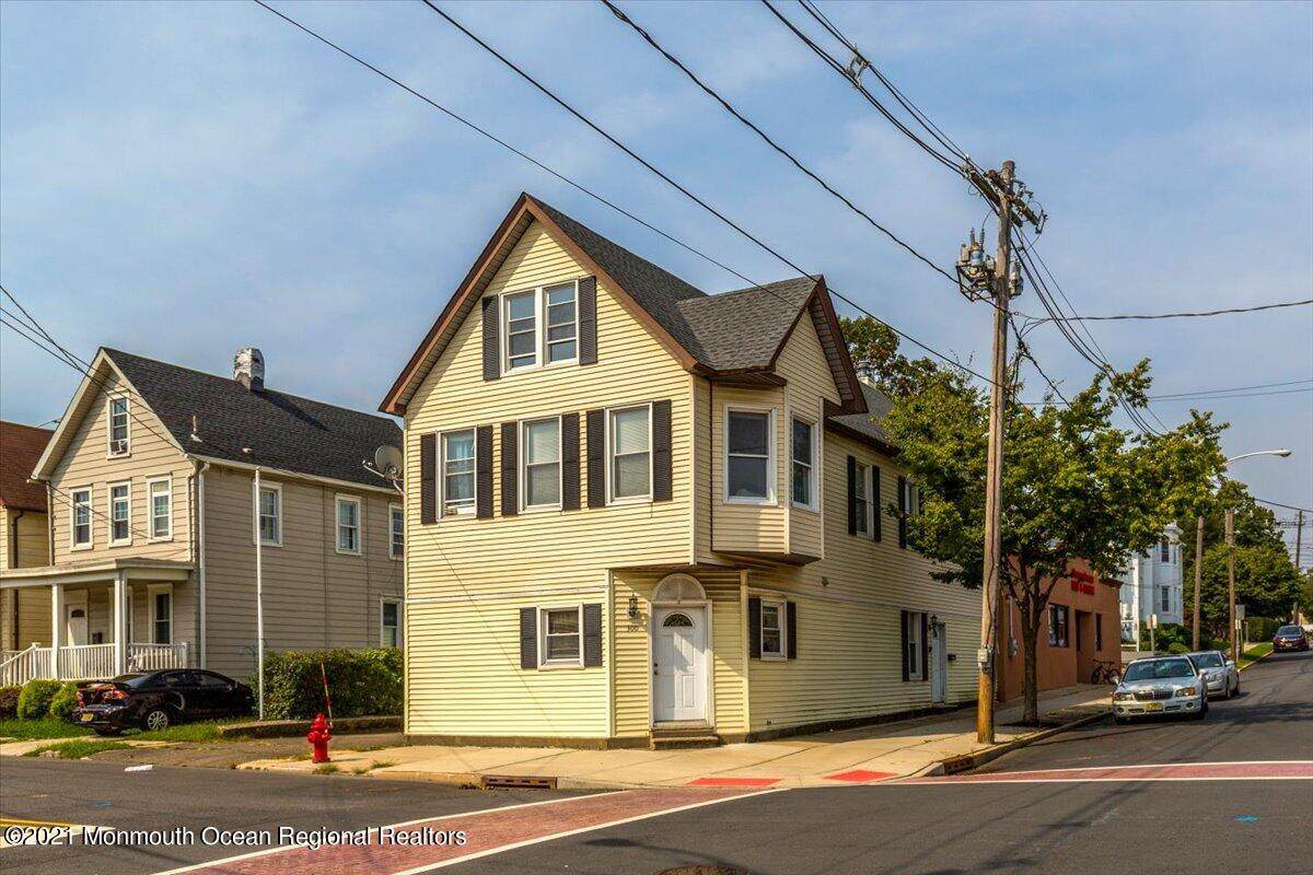300 Stevens Avenue - Photo 1