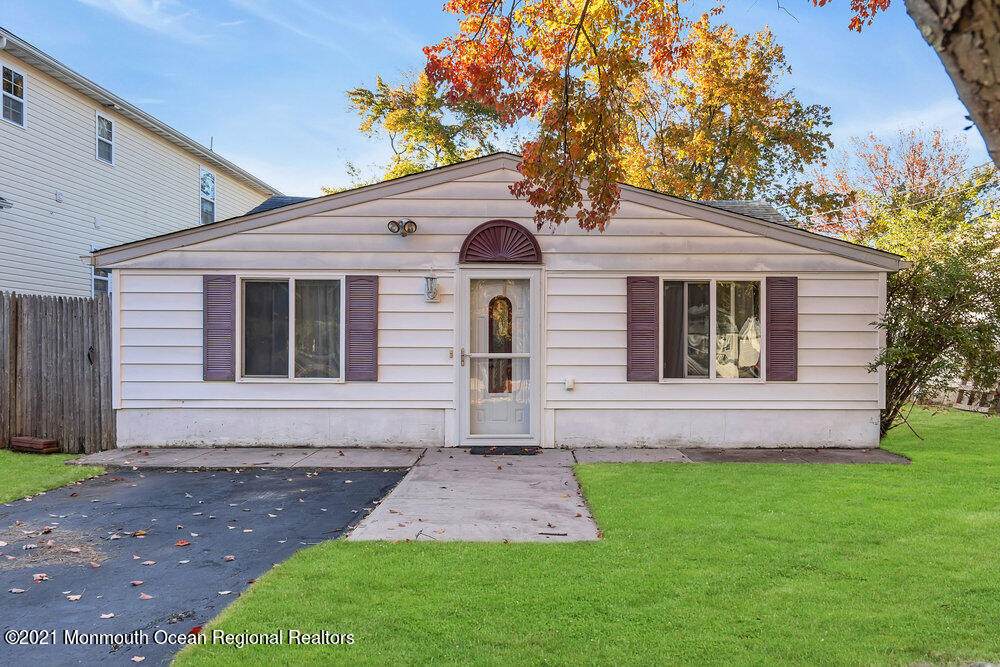 512 Parkside Avenue - Photo 1