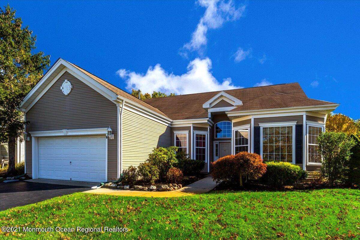 2588 Collier Road - Photo 1