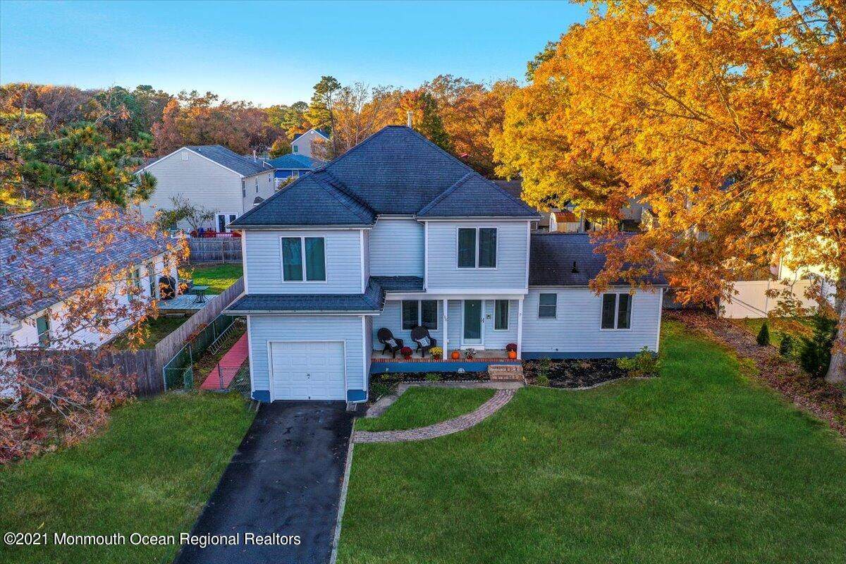 108 Spinnaker Avenue - Photo 1