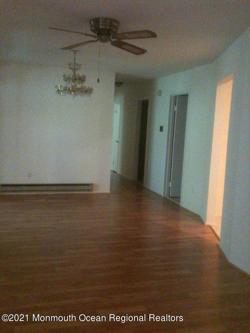 60 Amberly Drive - Photo 1