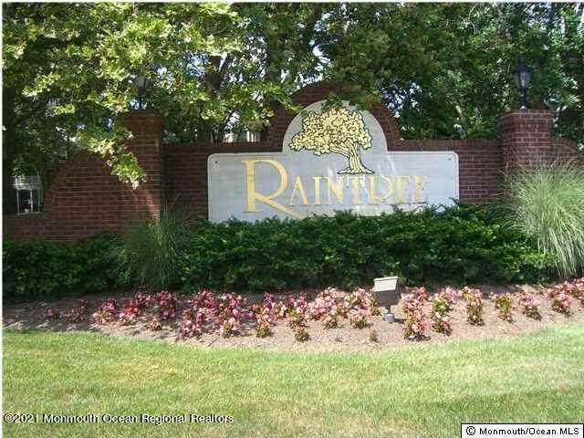 131 Tulip Lane - Photo 1