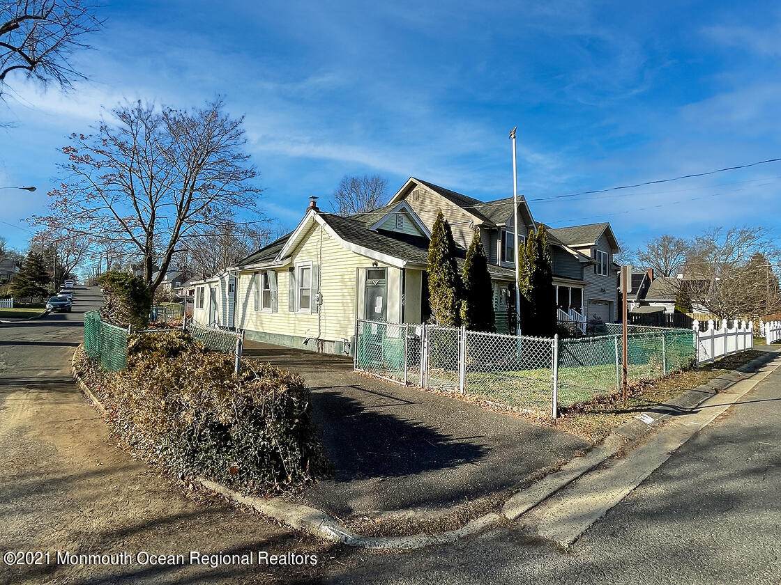 24 Albert Street - Photo 1