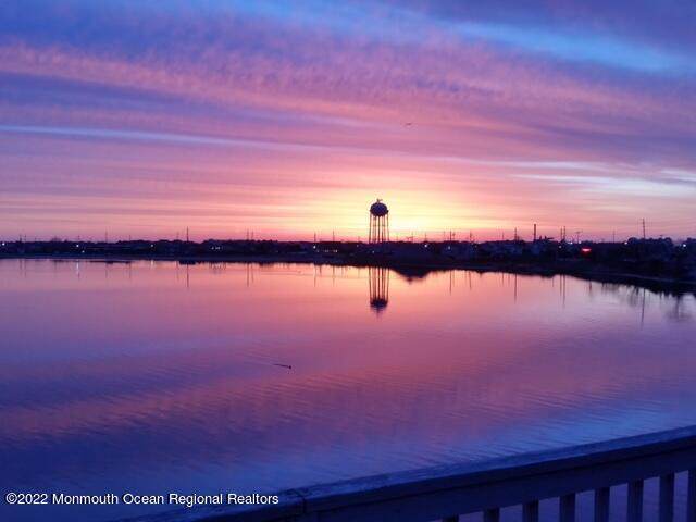 100 Sunset Drive - Photo 1