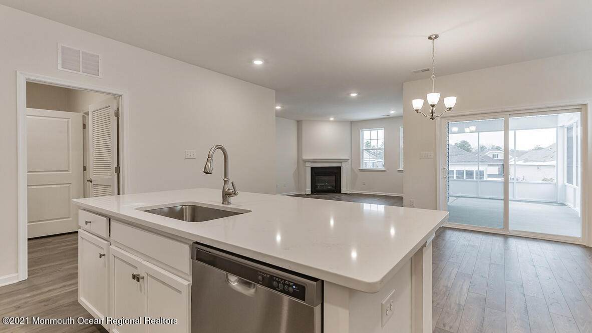 52 Cougar Lane - Photo 1