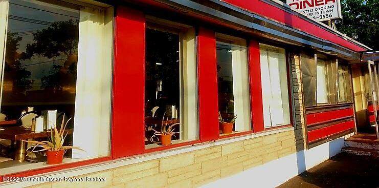 86-94 Railway Avenue - Photo 1