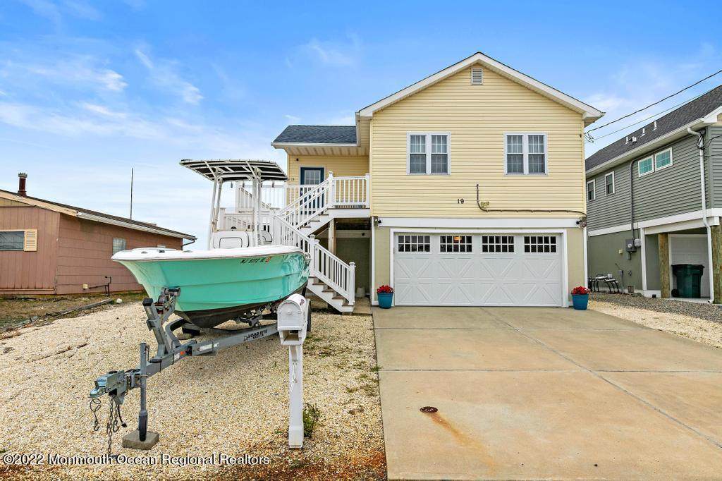19 Susquehanna Drive - Photo 1