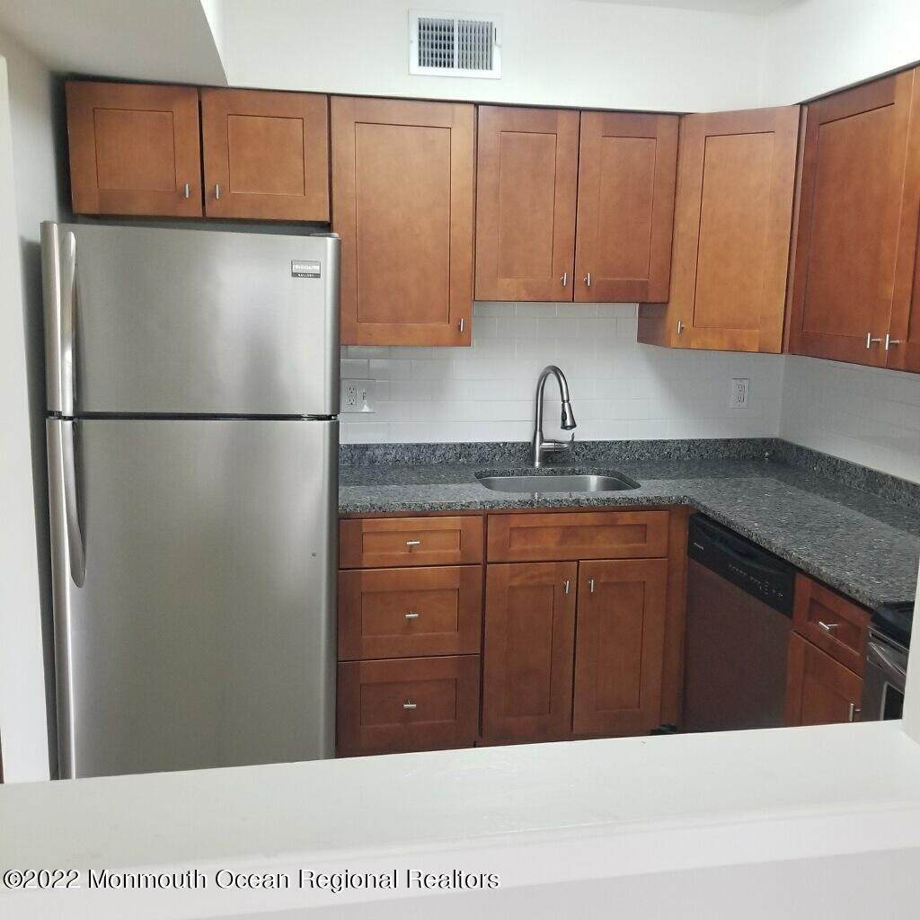 55 Greenwood Drive - Photo 1