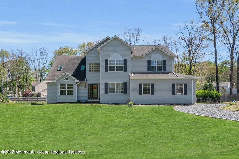 15 Lauren Lane - Photo 1
