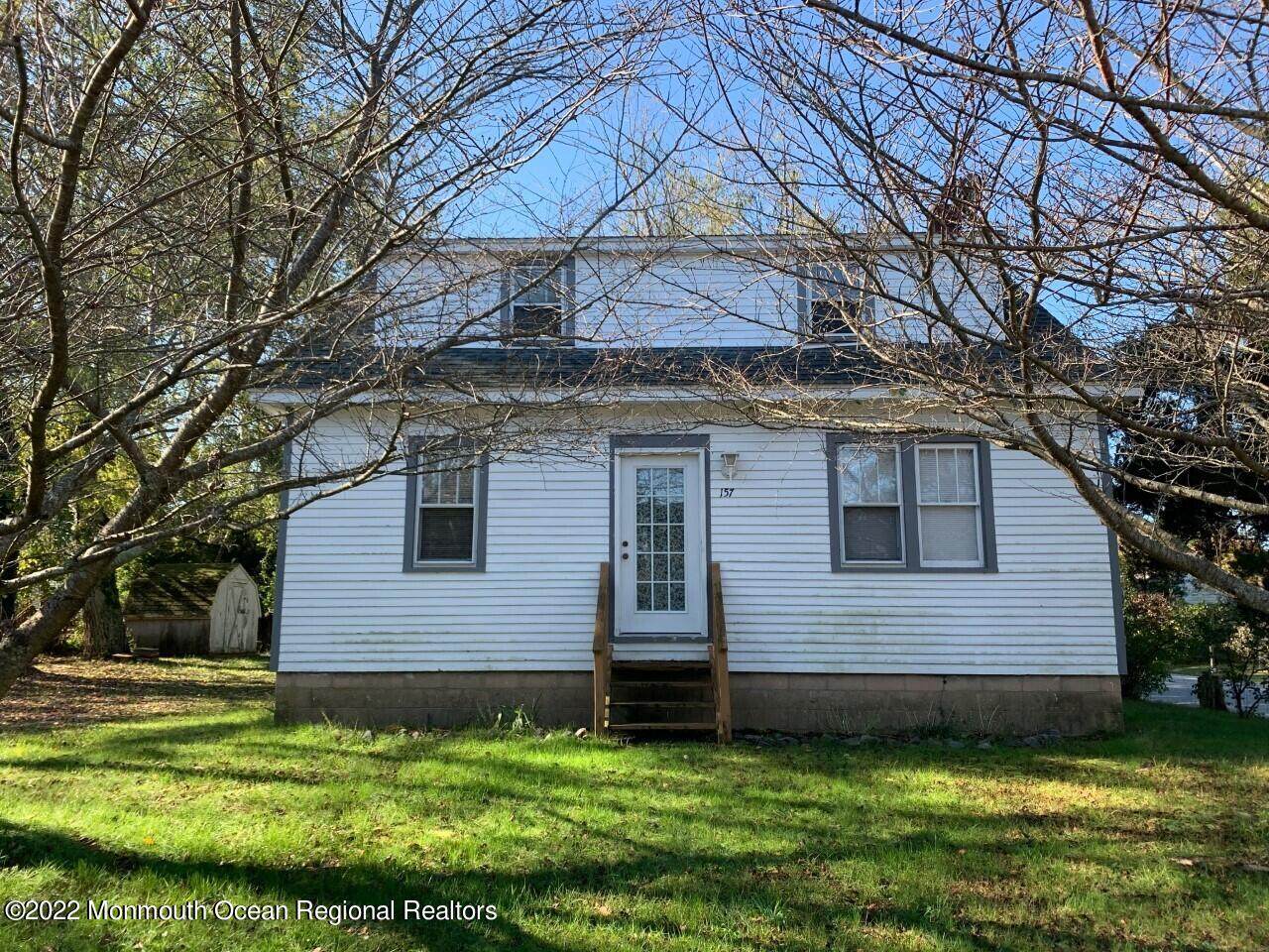157 Thomas Avenue - Photo 1