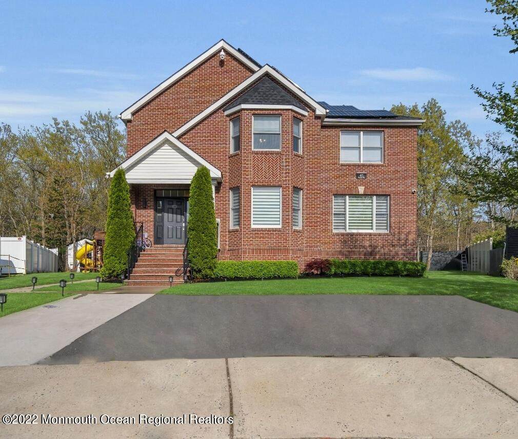41 Blue Jay Way - Photo 1