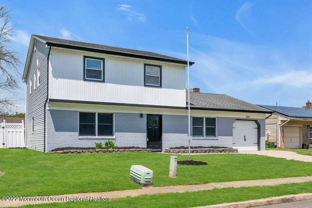 599 Senaroth Court - Photo 1