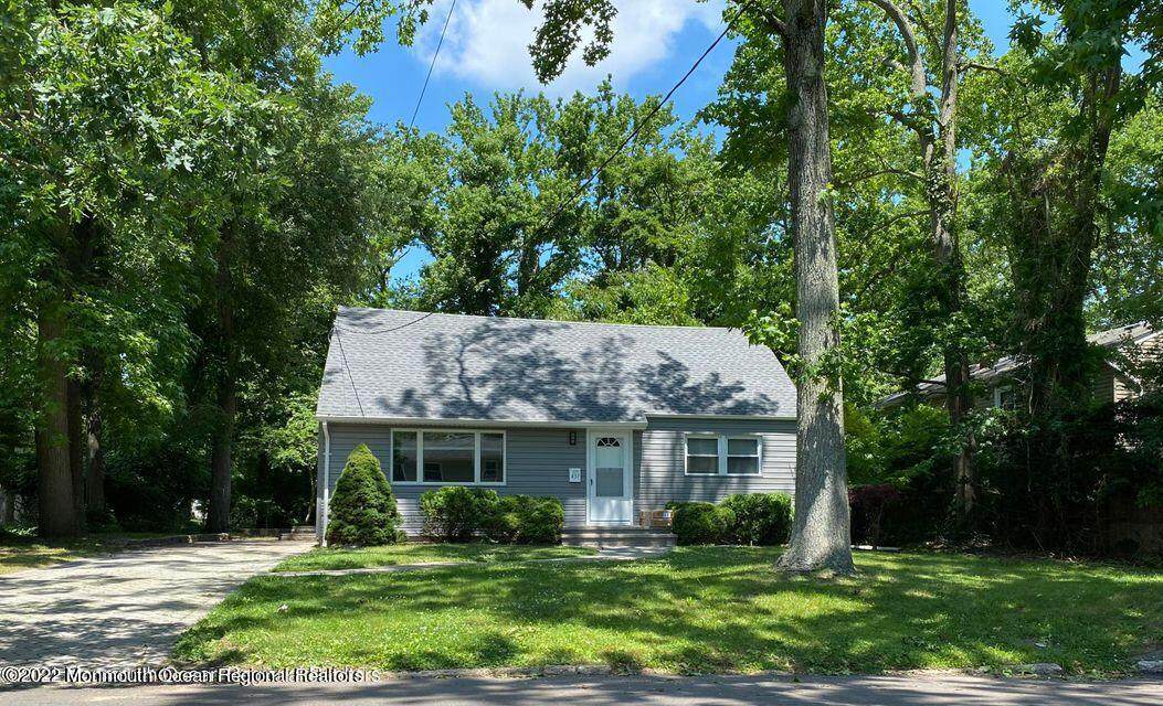 437 Redmond Avenue - Photo 1