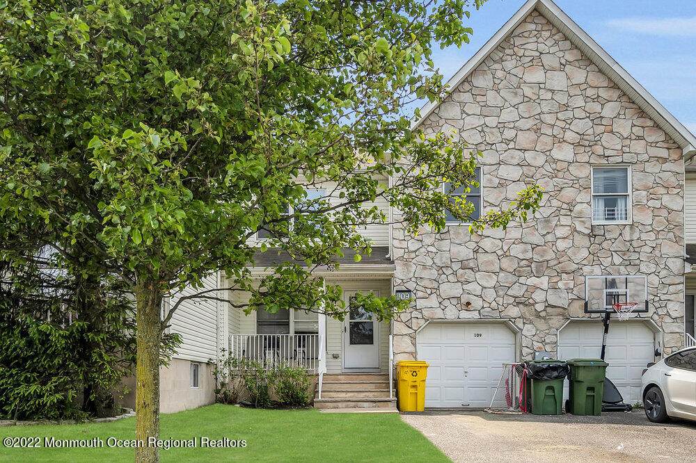 109 Crest Place - Photo 1