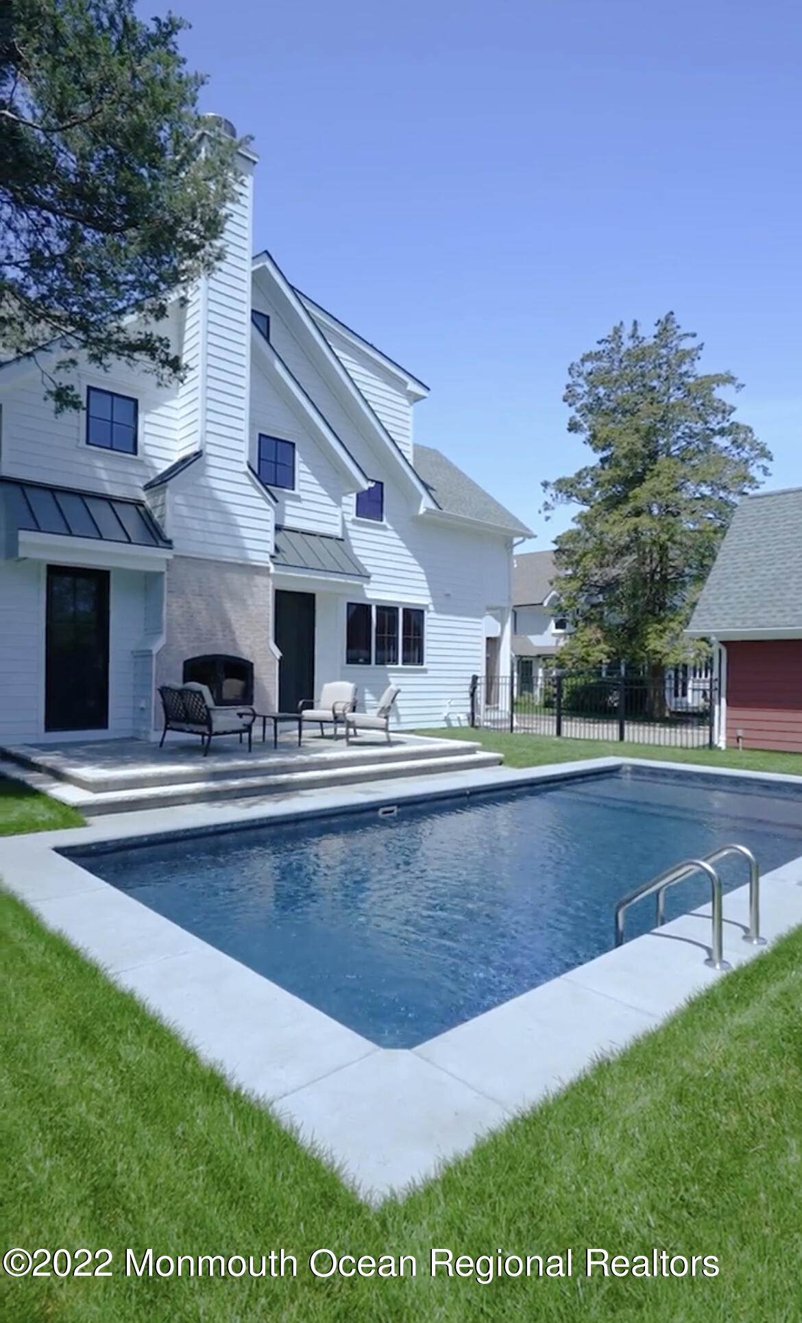 2110 Edgewood Place - Photo 1
